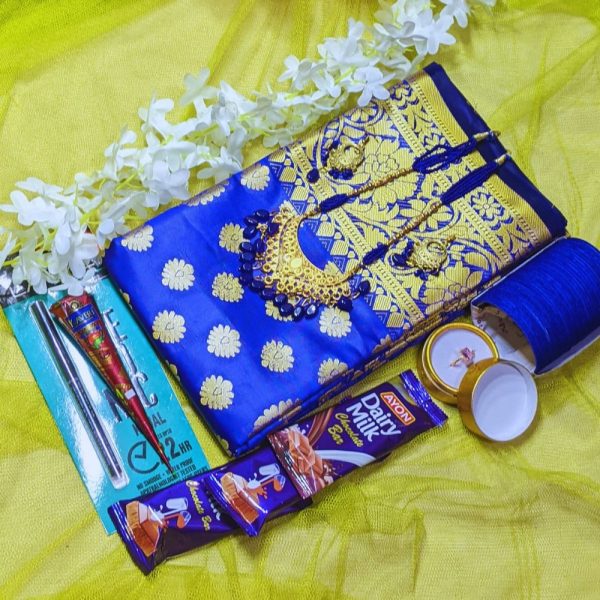 Nil Saree Gift Combo package