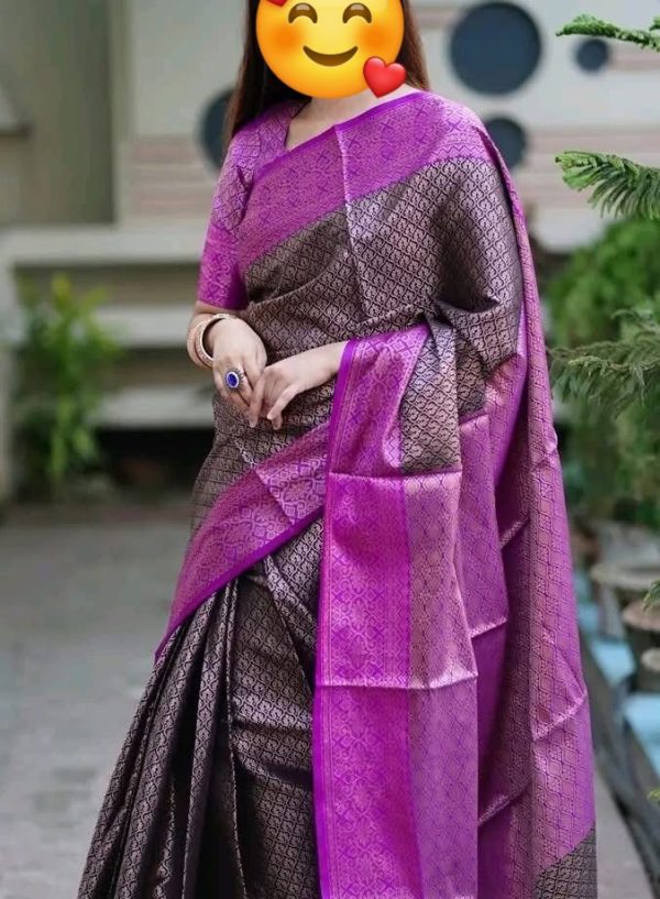 Best gift for wife - কাতান বেনারশী শাড়ি এর কম্বো প্যাকেজ - Image 2