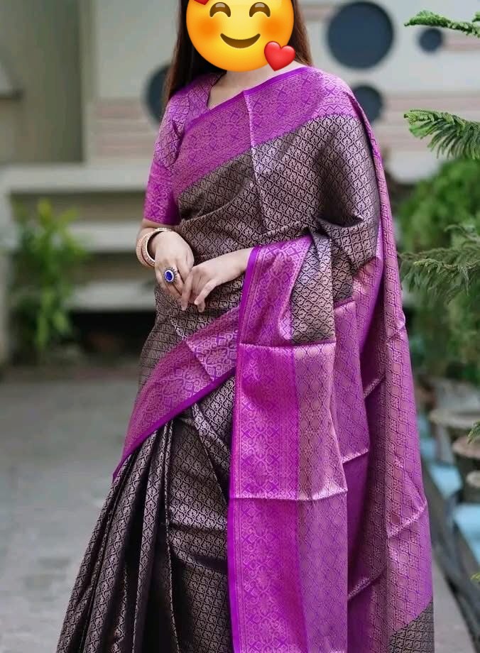 Best gift for wife - কাতান বেনারশী শাড়ি এর কম্বো প্যাকেজ - Image 2